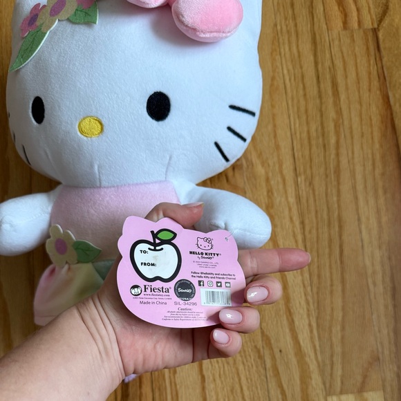 Hello Kitty Pastel Unicorn Plush - Picture 5 of 5